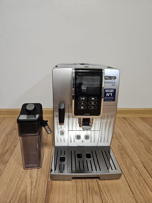 Ekspres ciśnieniowy Delonghi - Sterowanie Smartfonem
