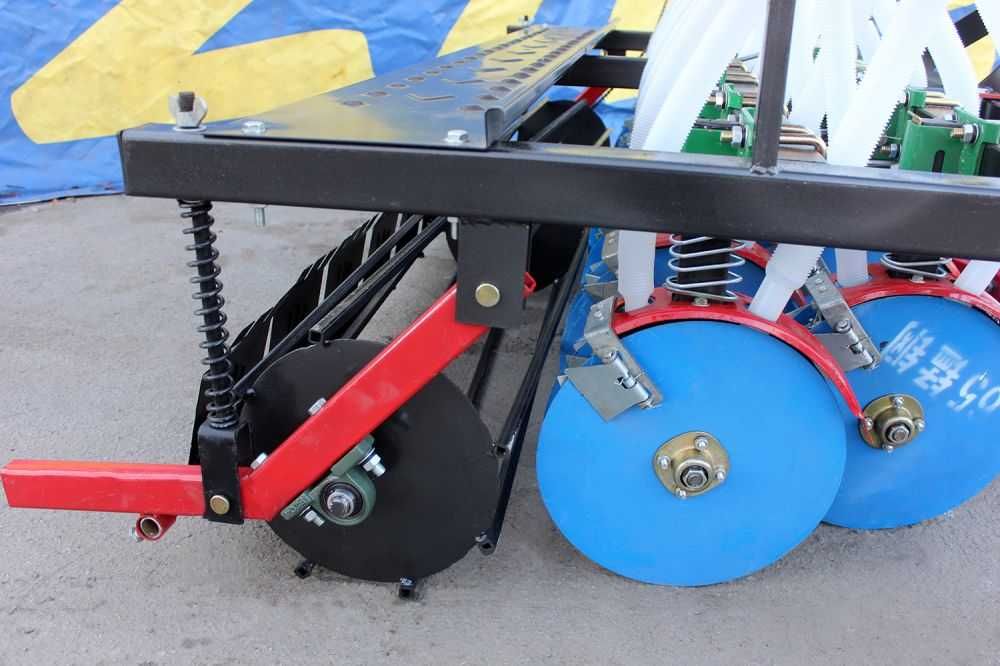 Сівалка дискова зернова "ЗАРЯ" 14-ти рядна до трактора