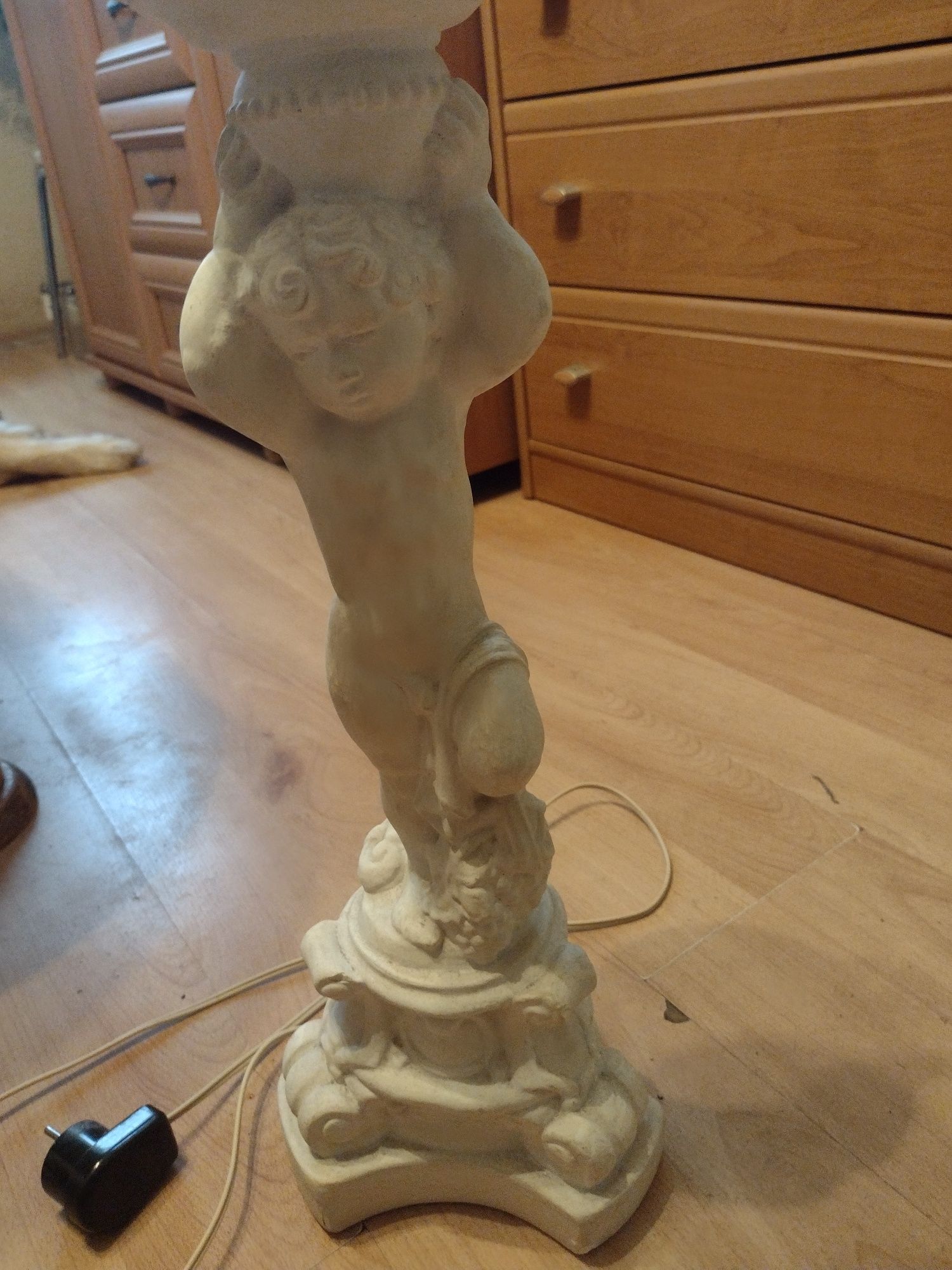 Lampa duża gipsowa Amor PRL