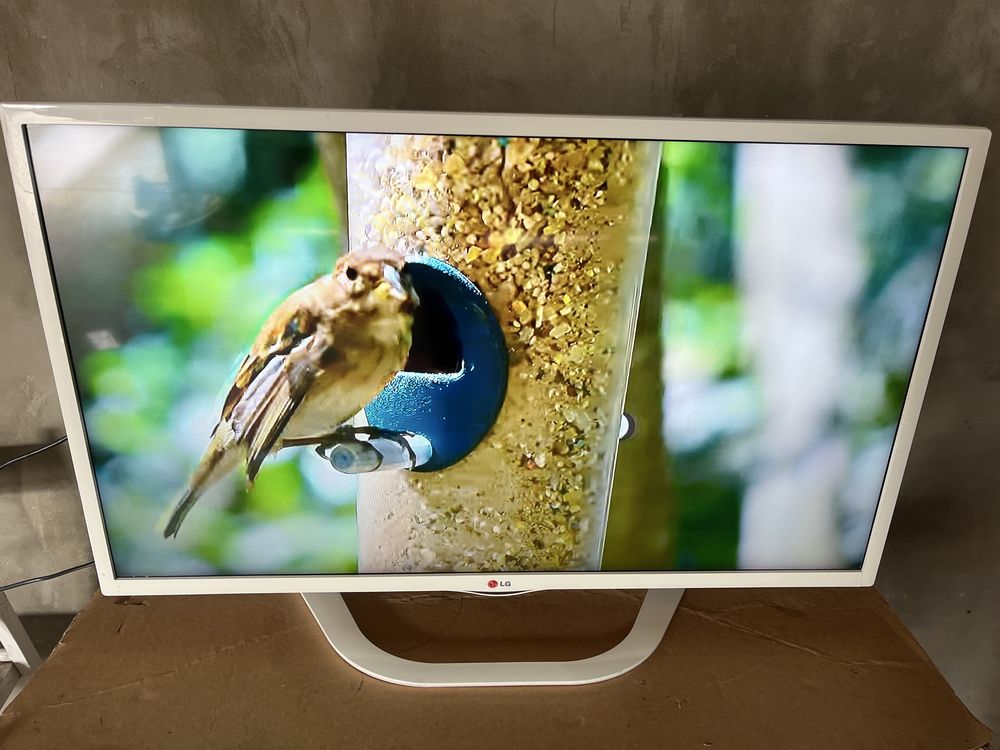Телевізор LG 40 дюймів 39LN5778