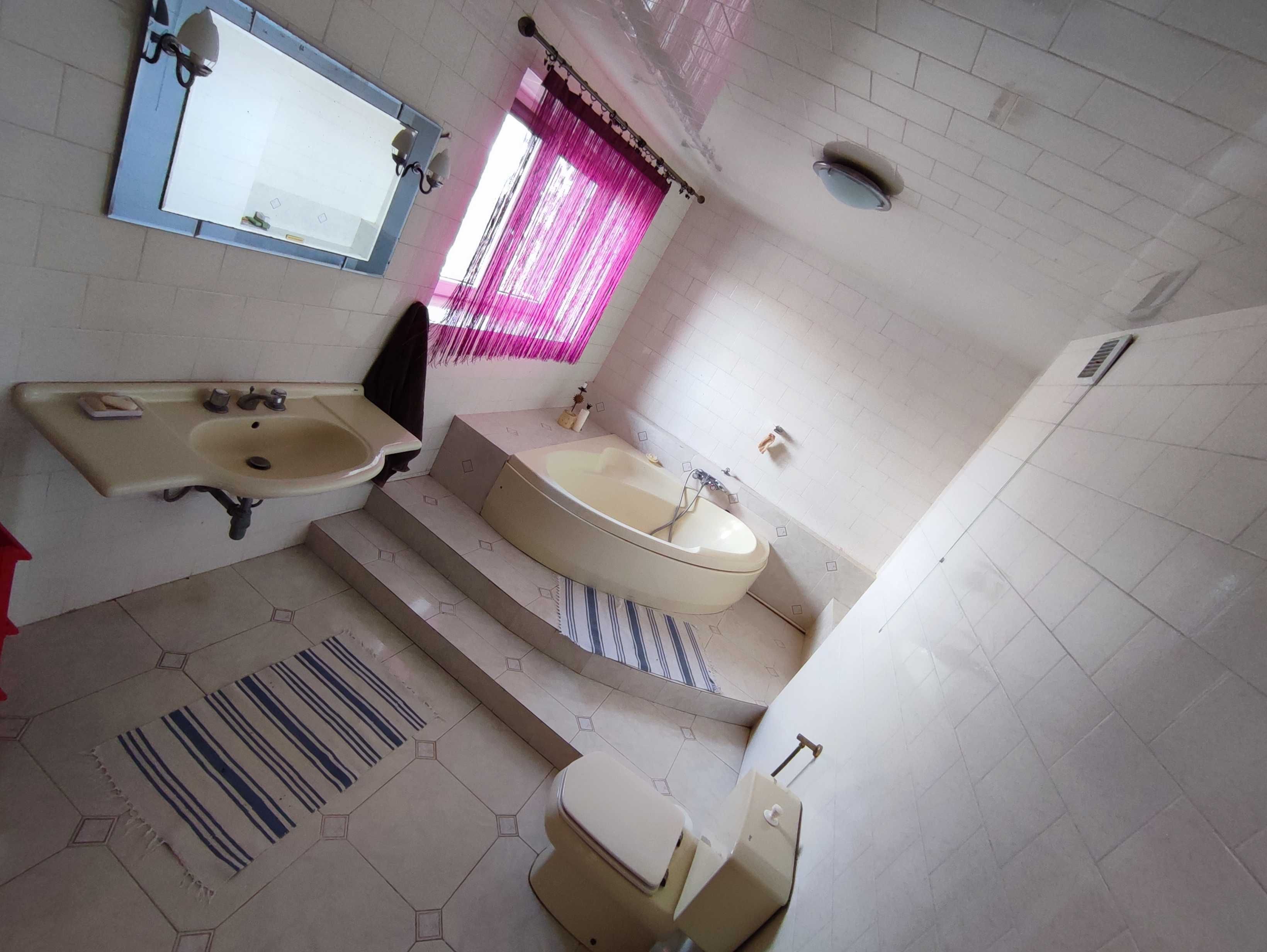 Duży pokój, darmowa sauna, stacja PKP, spokój, garaż