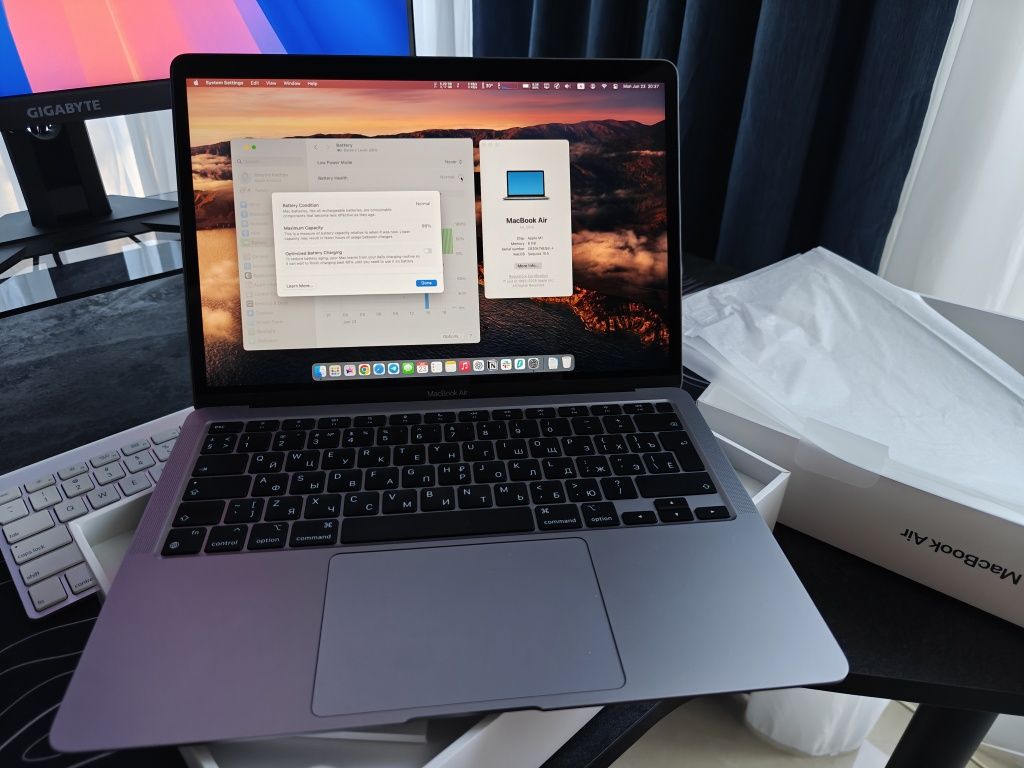 MacBook Air M1 8/256 офіційний ідеал