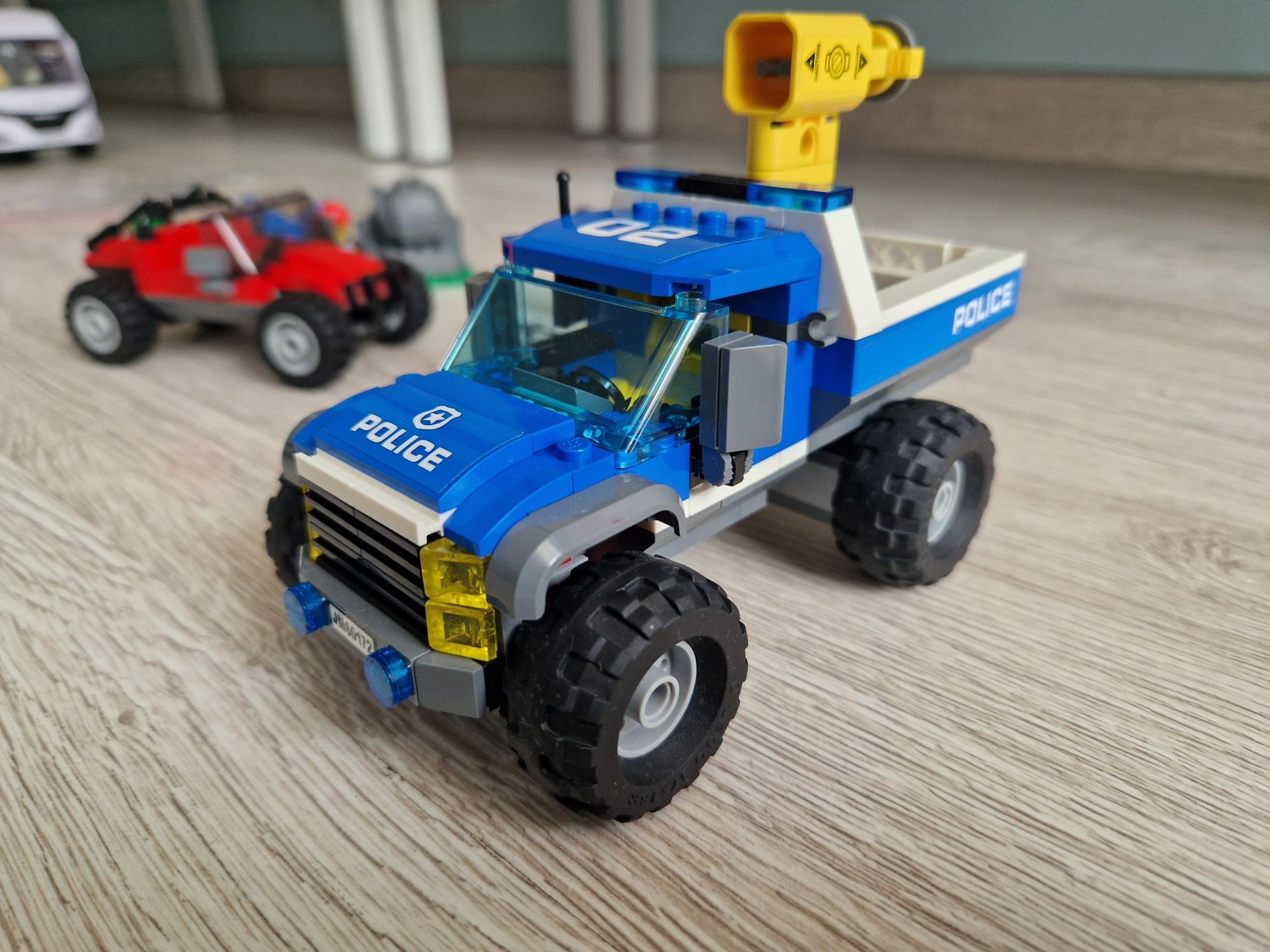LEGO City Pościg górska drogą 60172