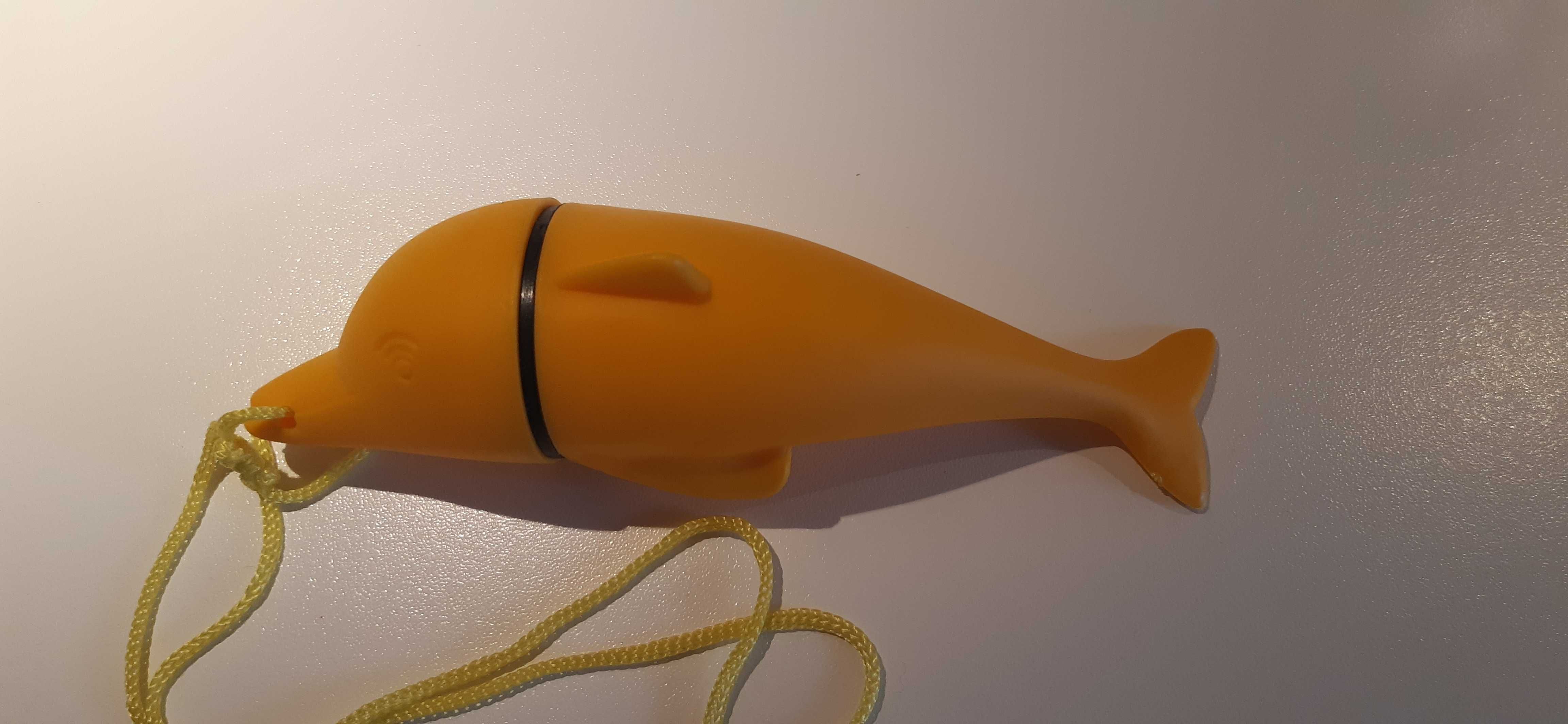 Delfinek zabawka plastikowa!