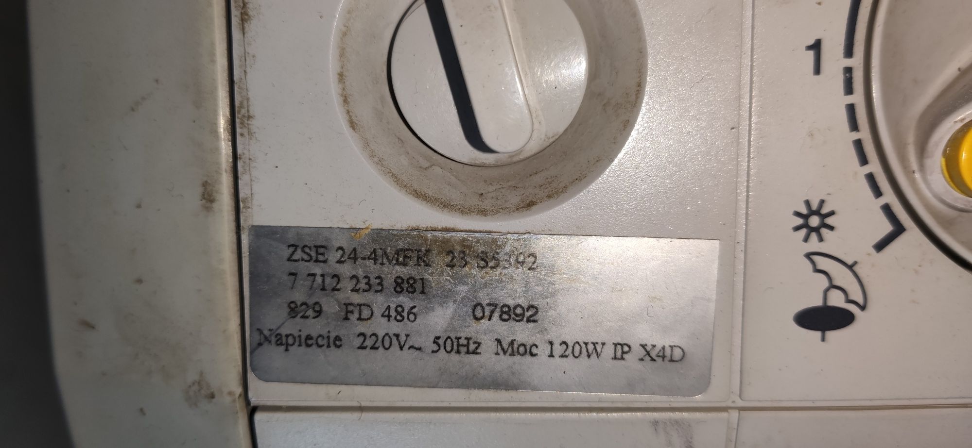 Kocioł gazowy dwufunkcyjny Junkers ZSE 24-4 MFK