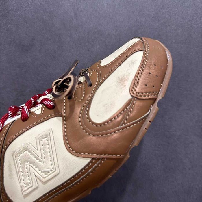 NewBalance_x_MiuMiu_530 SL Mule Brązowy 40