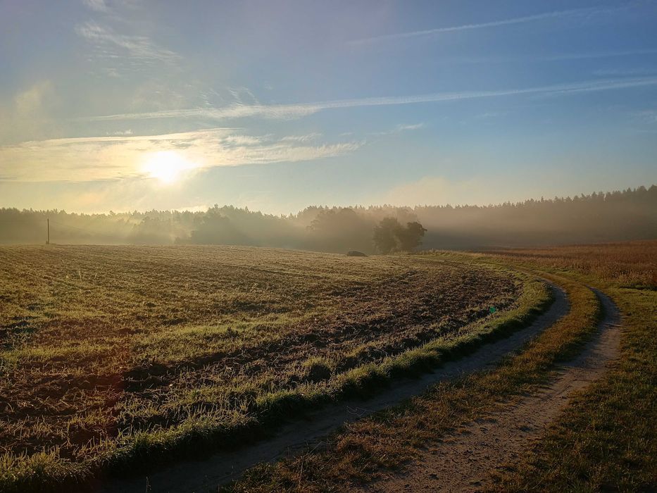 Działka budowlana WZ dom rekreacyjny całoroczny - koło lasu i jeziora