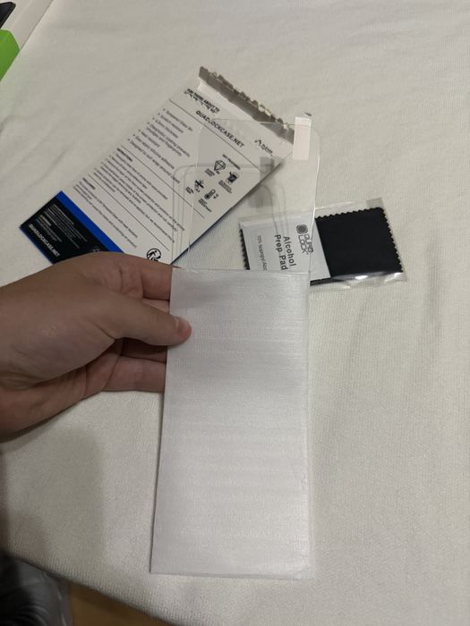 Pelicula iPhone 15 Pro Max - Quad Lock