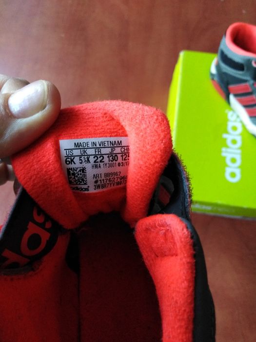 Adidasy adidas r. 22