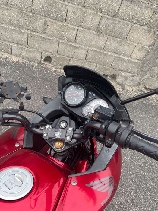 Honda CBF 125 – Econômica e Confortável