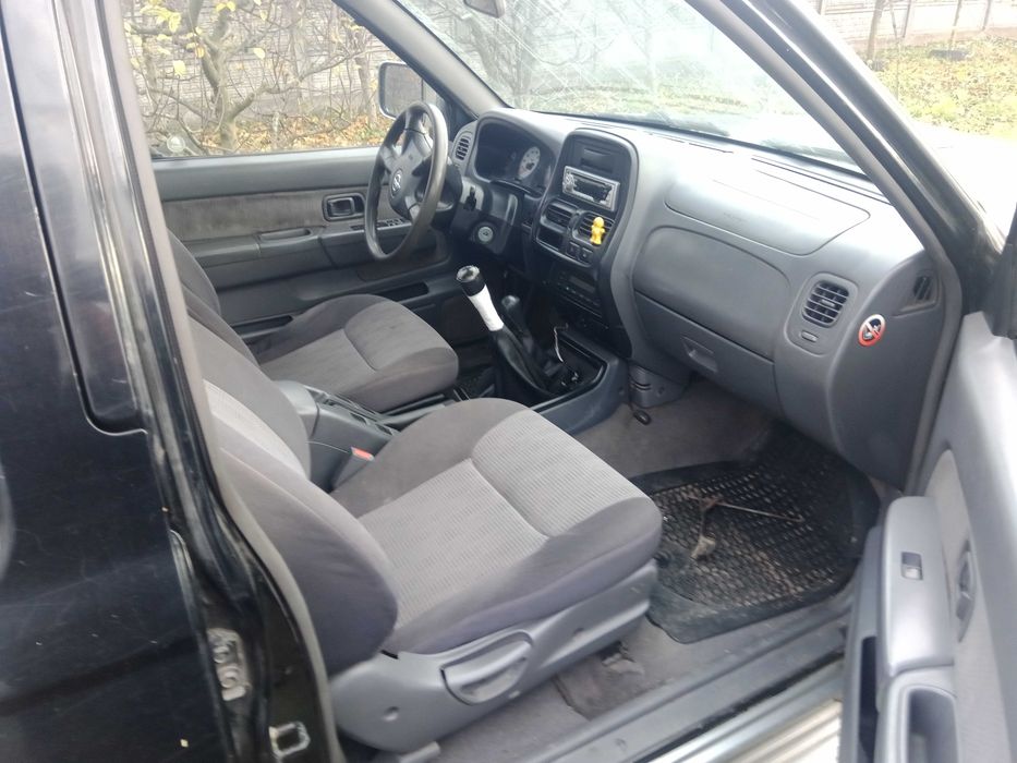 продам Nissan Navara 2.5