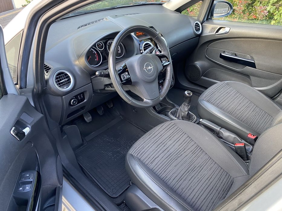 Opel Corsa 1.2 Cosmo Super Stan Skóra Klimatyzacja Alufelgi!