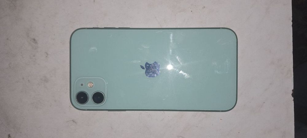 Айфон 11 64 гб 71%батареии