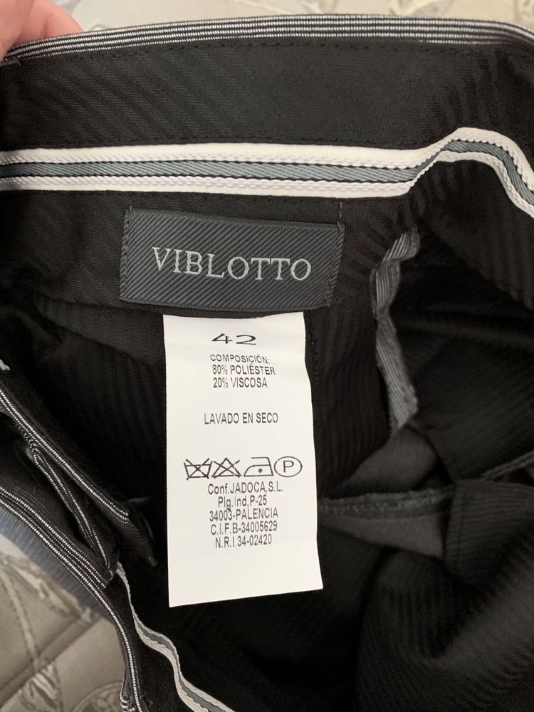 Мужской костюм классика фирмы Viblotto