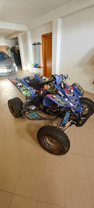 Yamaha Raptor 660R de 2001 nacional e com documentos