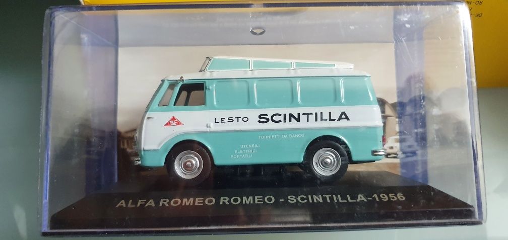 Miniatura Alfa Romeu Romeu scintilla 1956 altaya