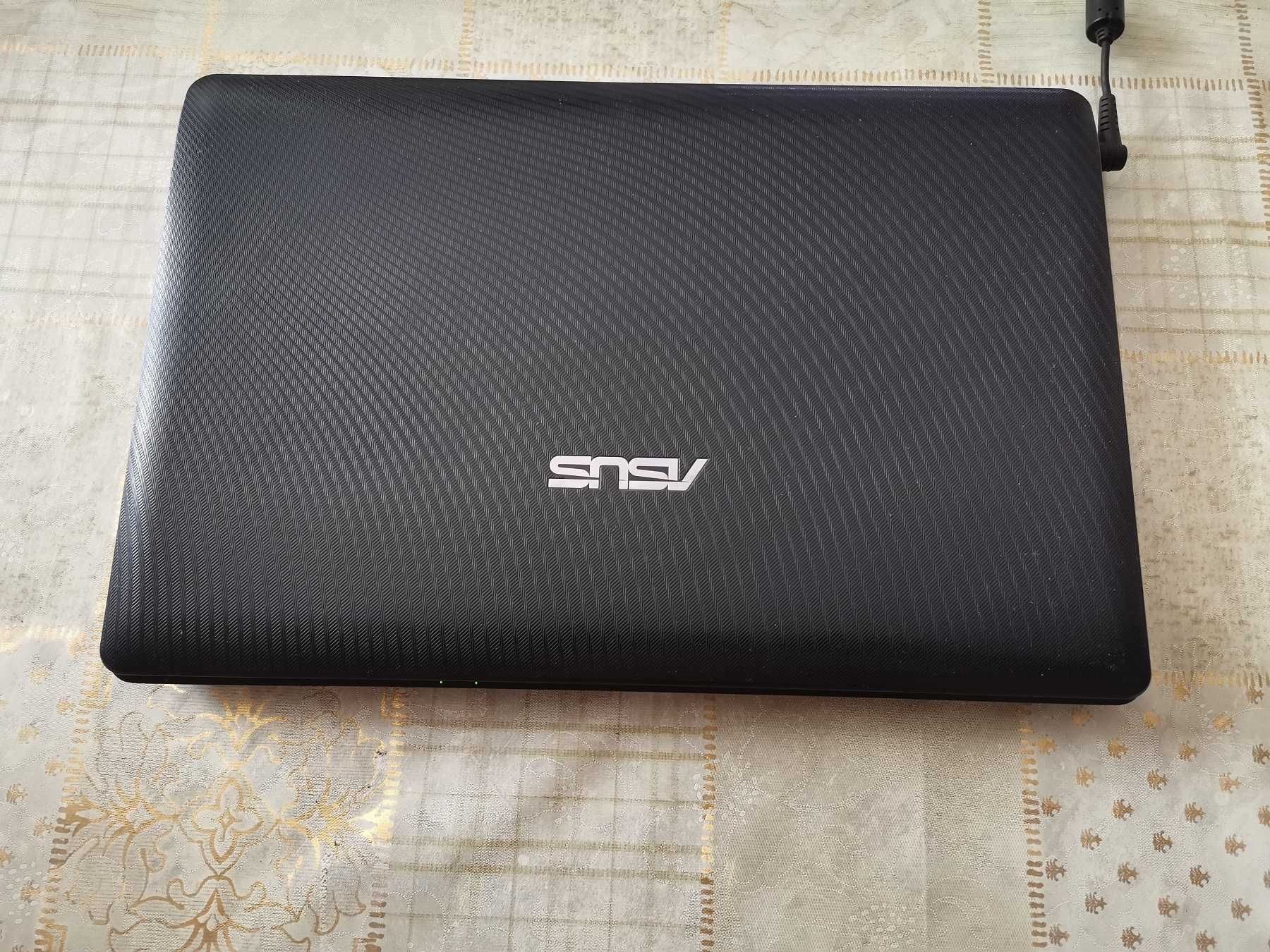 Ноутбук Laptop ASUS X52N (15,6")