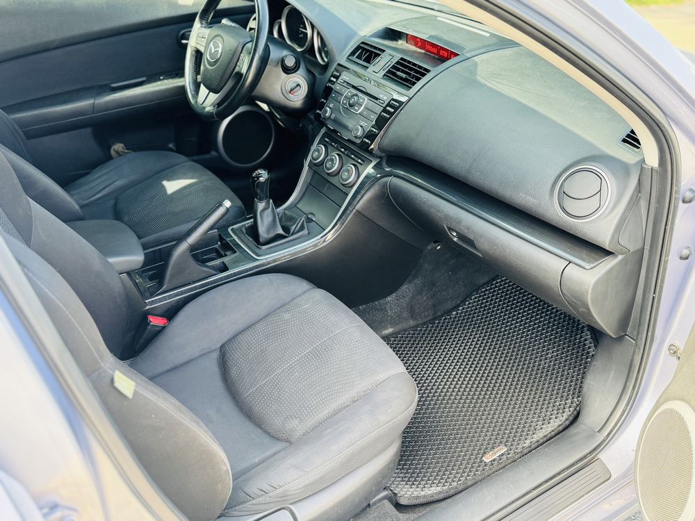 Продам Mazda 6 2008 рік 2.0 Дизель після невеликого ДТП!