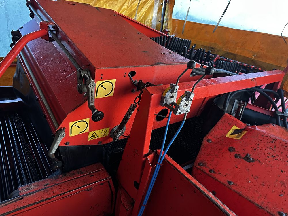 Kombajn Grimme SE 150-60 z osią napędzaną
