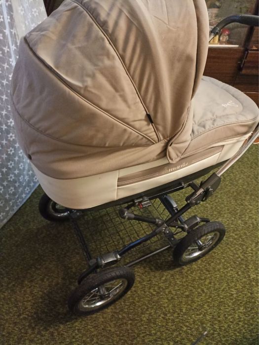 Продам коляску дитячу бу в хорошому стані