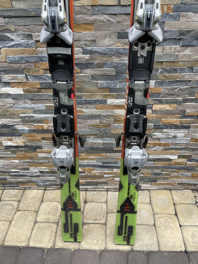narty atomic sx11