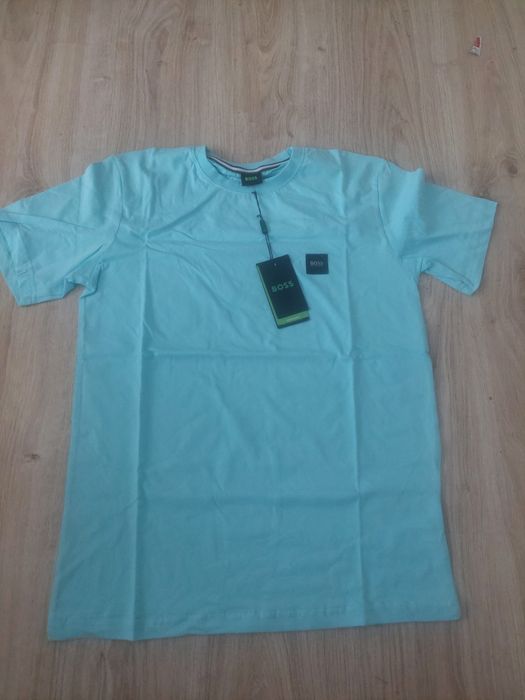 Świetna turkusowa koszulka nowa z metka