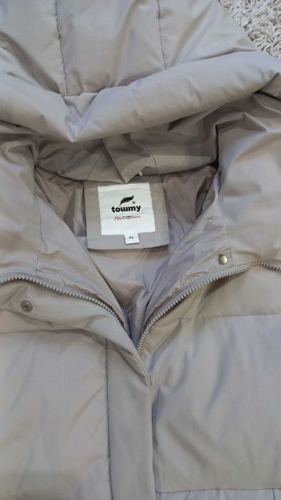 Продам нову жіночу зимову куртку.