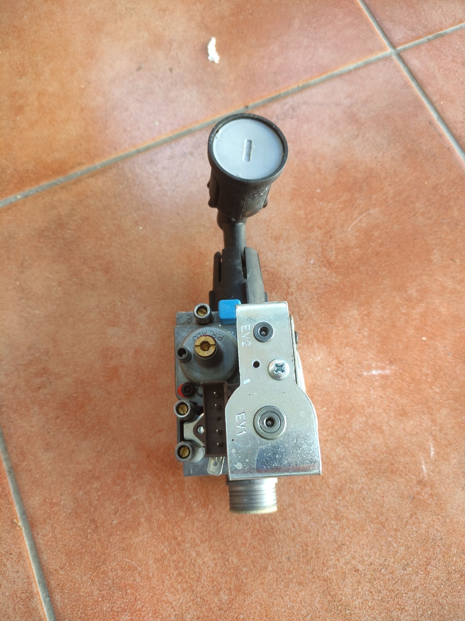 Válvula de gás Sigma 848 Allgas para caldeira a gás