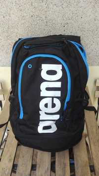 Mochila Arena natação