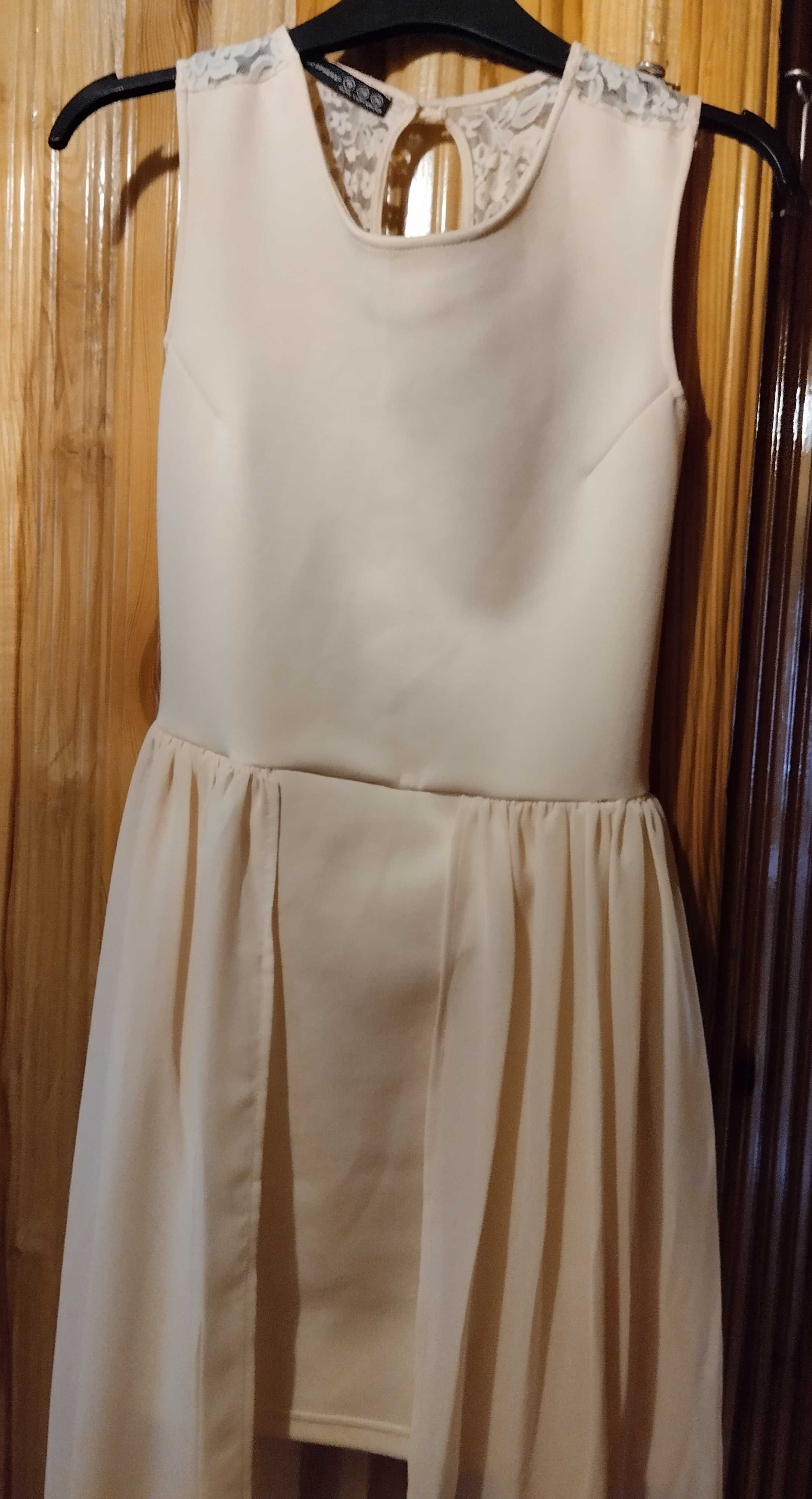 Sukienka koktajlowa mini z tiulem