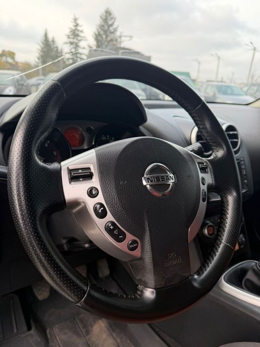 Продам Nissan Qashqai
