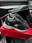 Чоловічі чорно-білі кросівки new balance літо замш дитячі підліткові