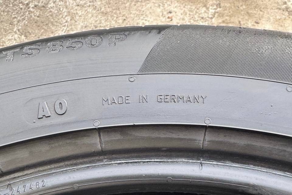 Зимові шини 255 50 R20 Continental