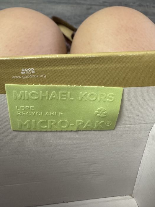 Шкіряні жіночі лофери Michael Kord