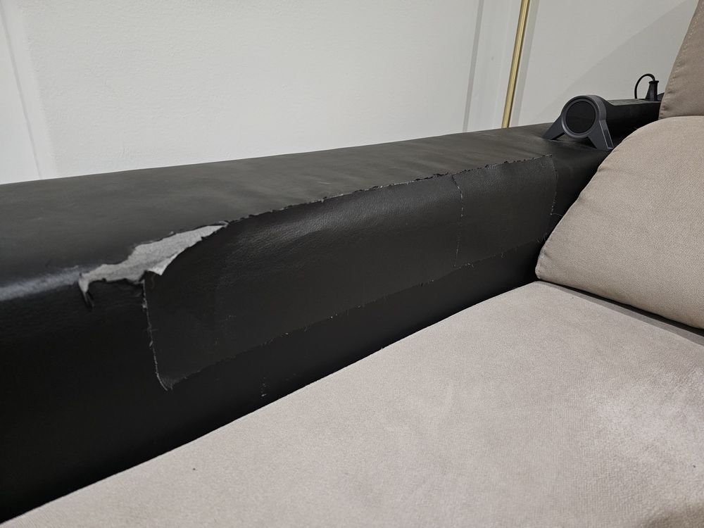Sofá de 3 lugares com chaise longue