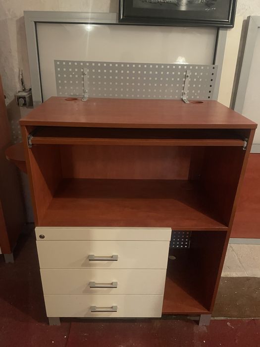 Biurko solidne szuflady