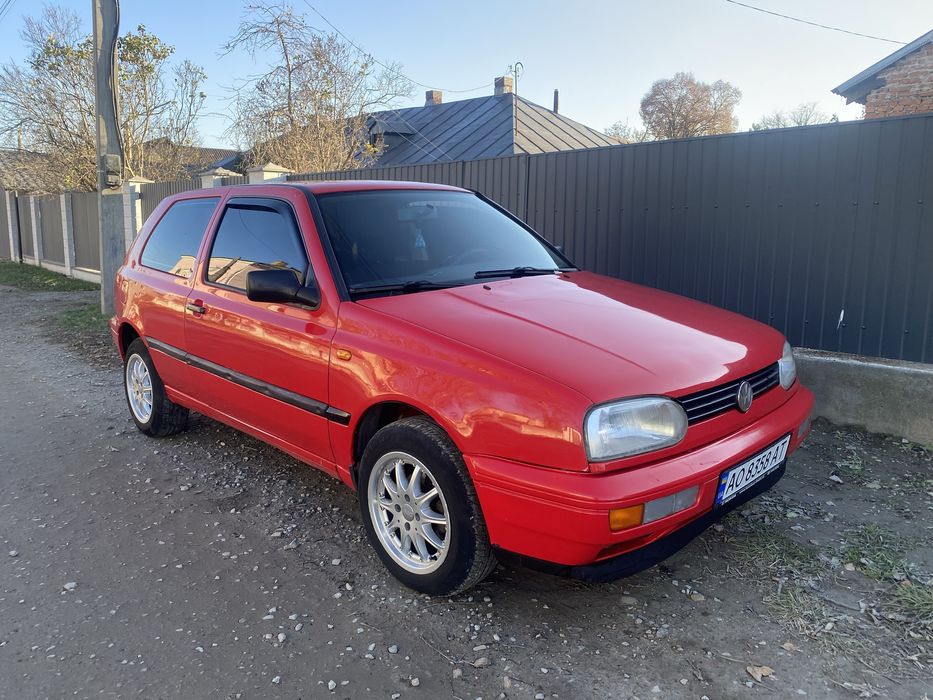 Продам Golf 3 в доброму стані.