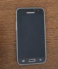 Телефон Samsung Galaxy J1 (2016)