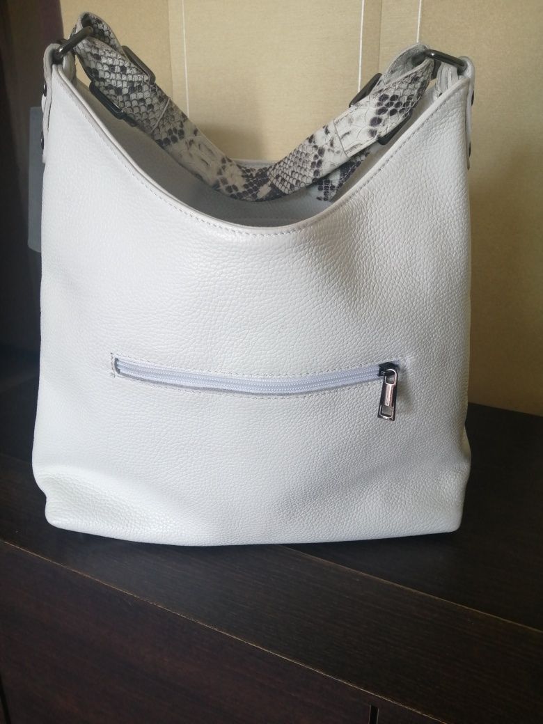 Piękna biała torebka, MARCO MAZZINI, włoska.