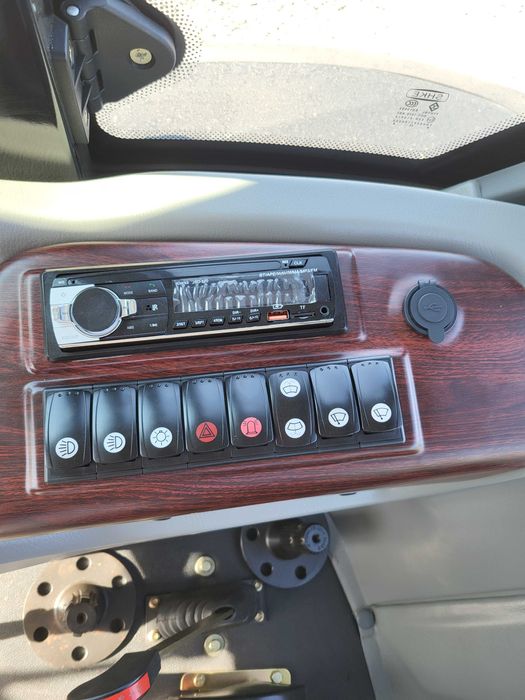 Трактор СКАУТ TD-1304С з кондиціонером