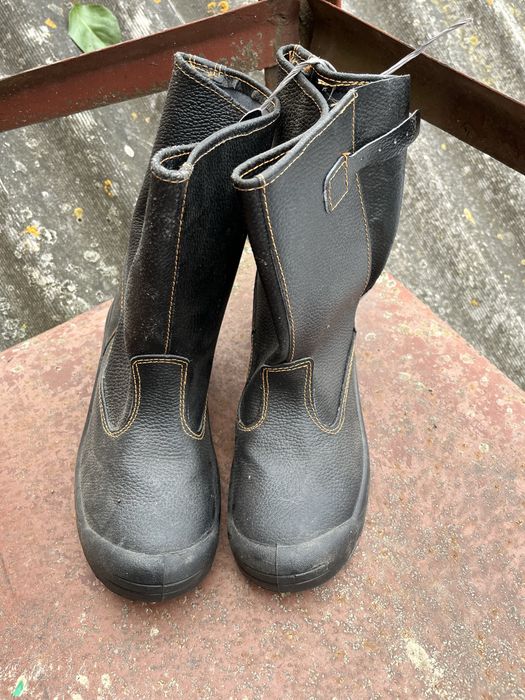 Напів чоботи чоловічі