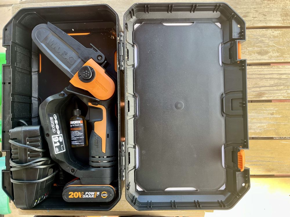 Mini Motoserra a bateria Workx WG 324E
