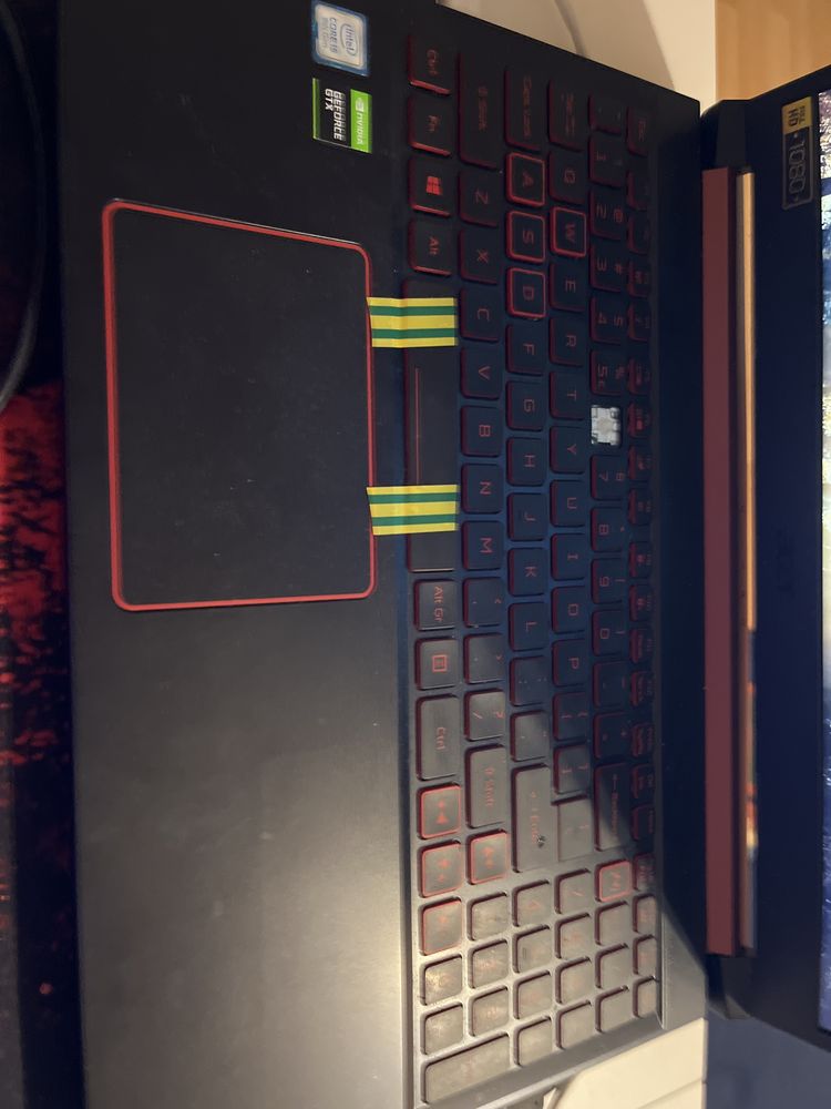 Laptop Gamingowyacer nitro 5 I5 9gen GTX 1650 32GB RAM SSD