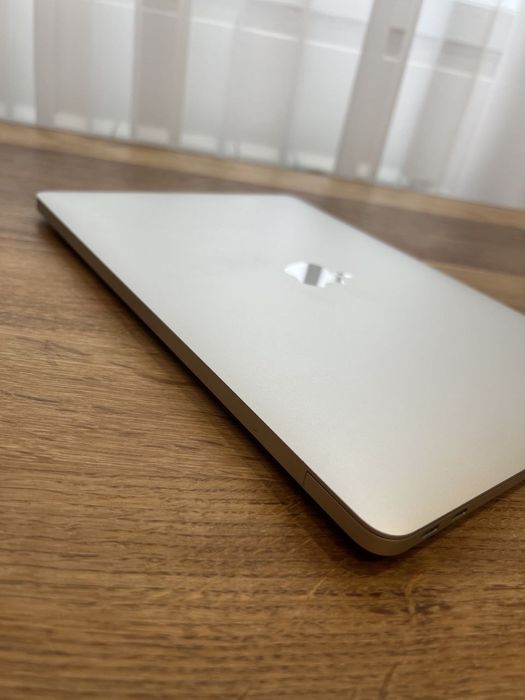 Macbook air M1 2020 8/256