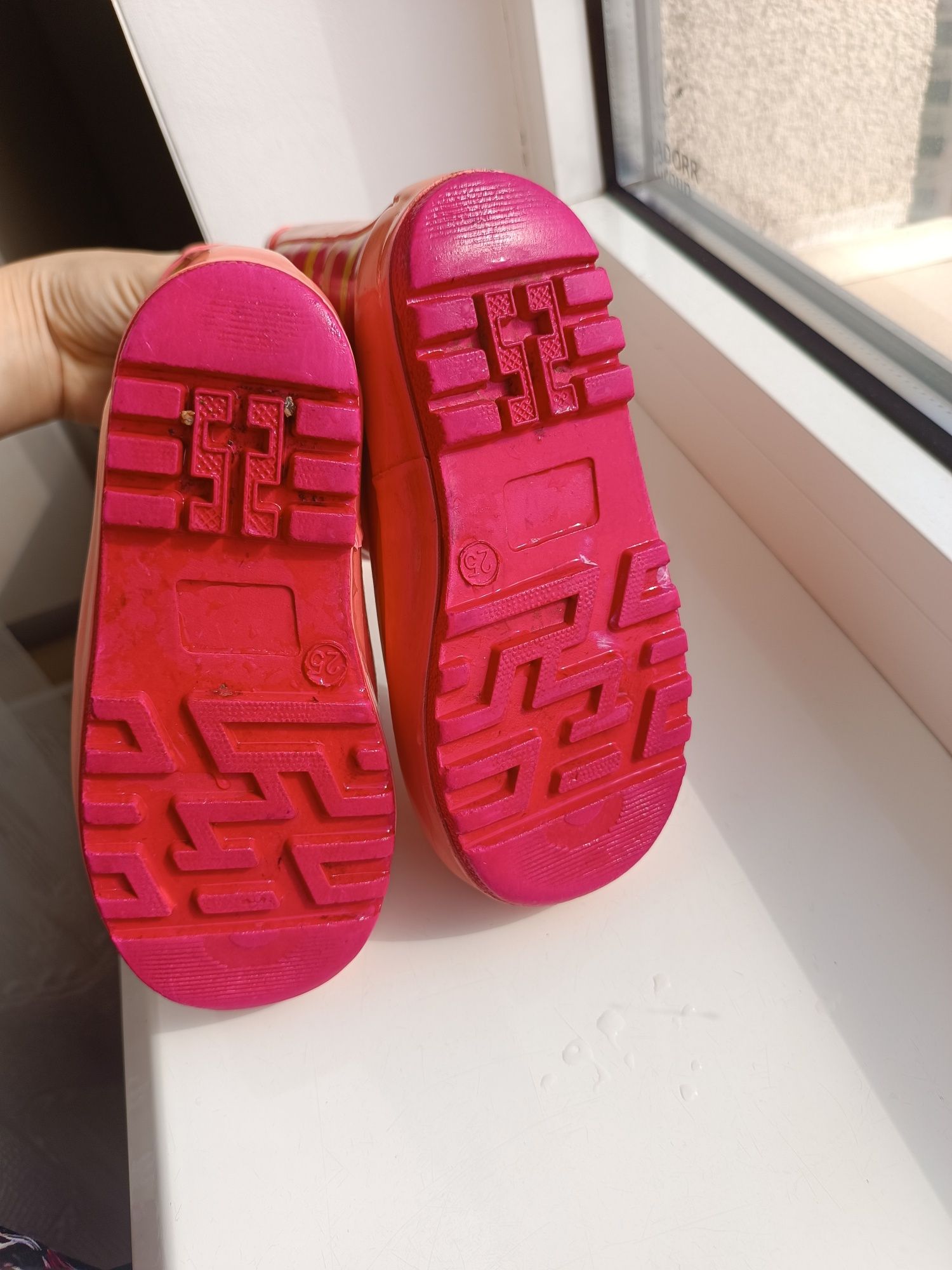 Резиновые сапожки 25 размер розовые ,гумові чобітки