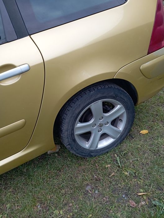 Продам Пежо 307 , дизель 1.6