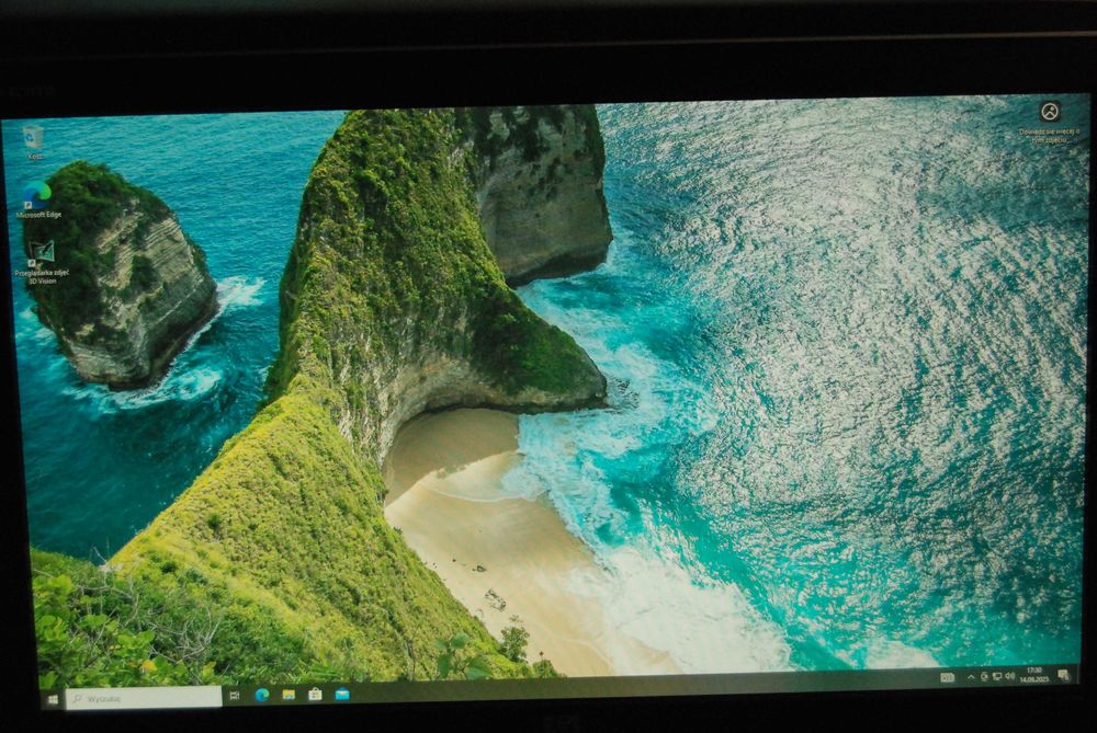 Komputer Lenovo  i5-2320 8/256GB grafika Nvidia GF GT520 1 GB