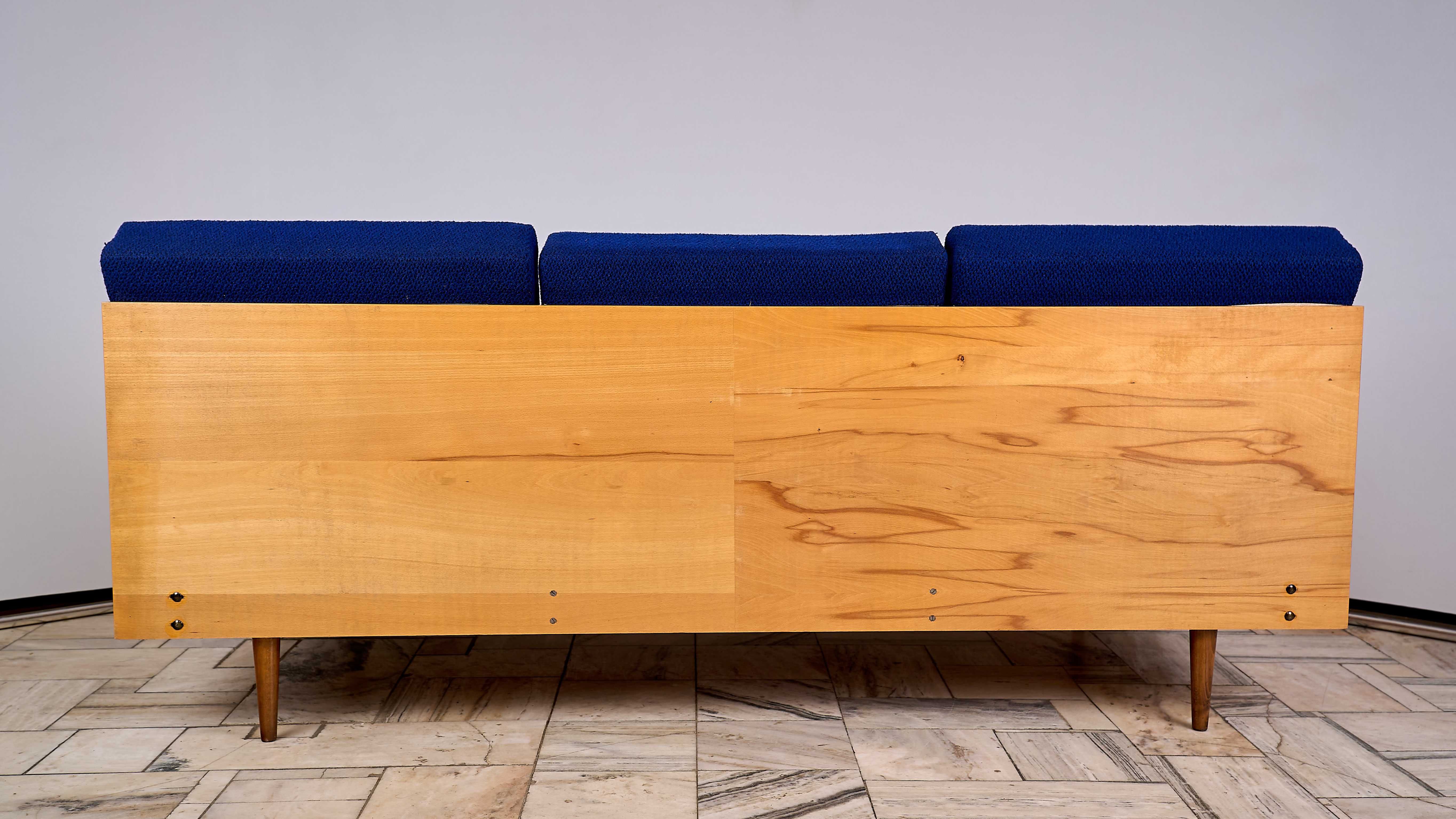 Sofa rozkładana UP ZAVODY Czechosłowacja lata 60'