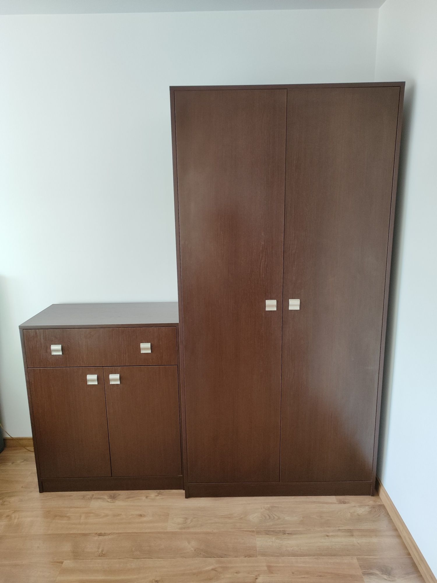 Komoda kolor wenge+ szafa