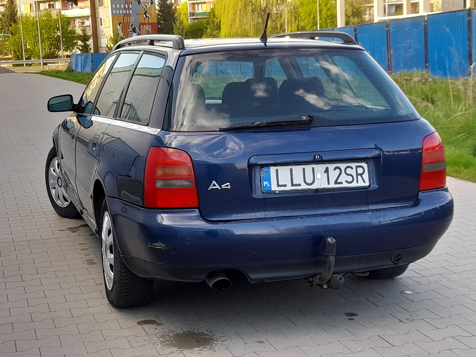 Audi A4 B5 1998r. 1.8 LPG Hak